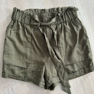 Twik green shorts flowy with tie  100% Lyocell